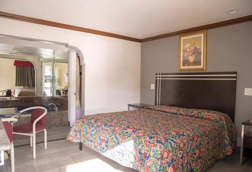 モーテル Starlight Inn La Brea