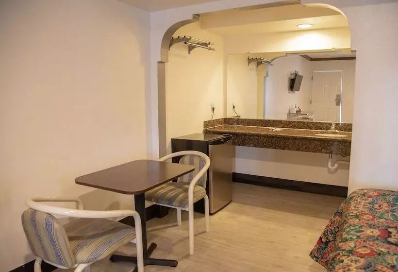 モーテル Starlight Inn La Brea