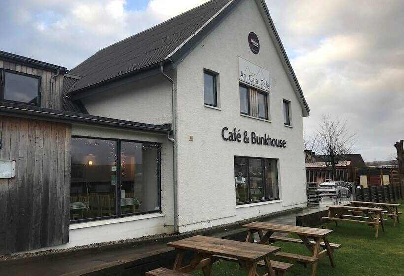 An Cala Cafe And Bunkhouse Hostel