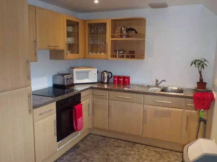 An Cala Cafe And Bunkhouse   Hostel