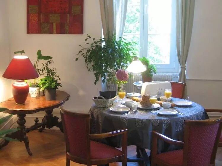 B&b Relais Du Gensbourg