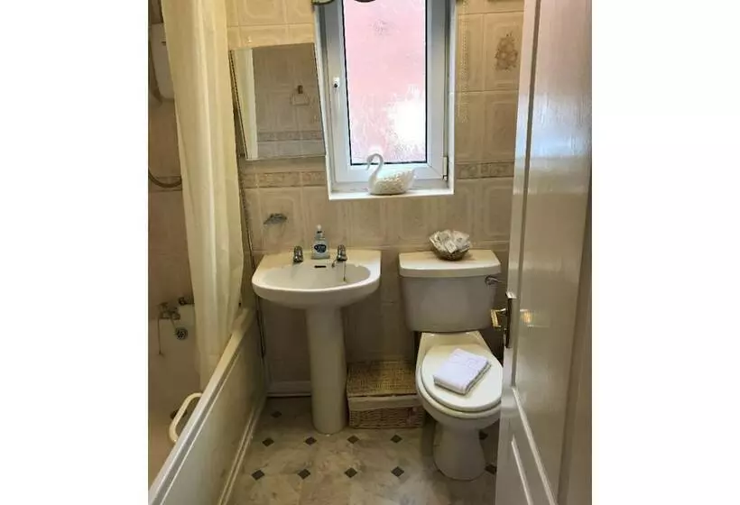 Aamiaismajoitus (B&B) 42 Beaumont Rise Rental   Worksop