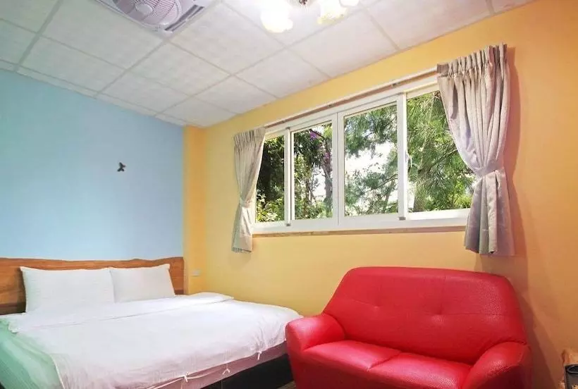 تختخواب و صبحانه Nantou Fruit House