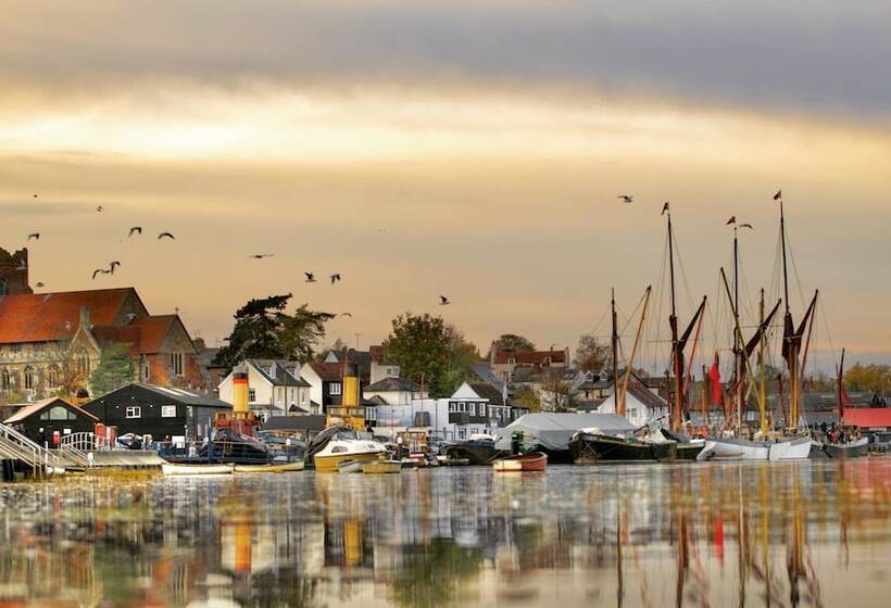Bed and Breakfast Jolly Sailor Fish On The Quay