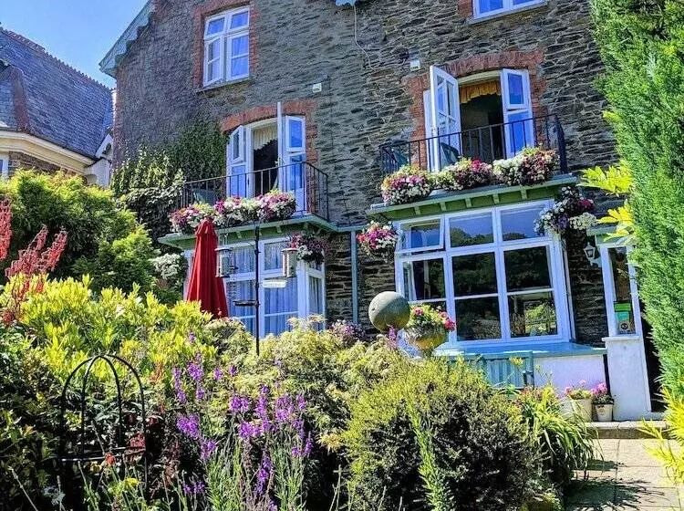 Bed and Breakfast Lee House