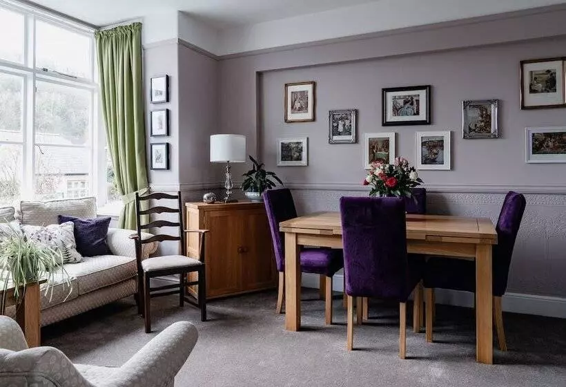 Bed and Breakfast Lee House