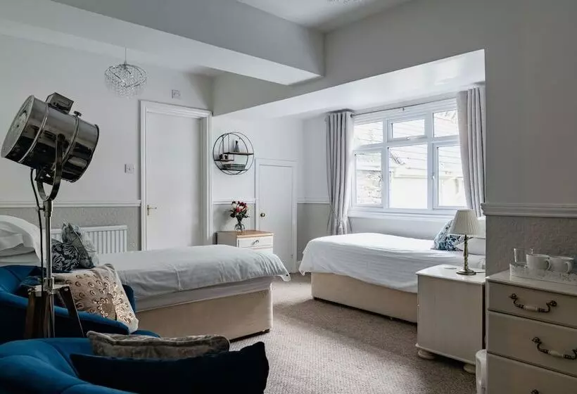 Bed and Breakfast Lee House