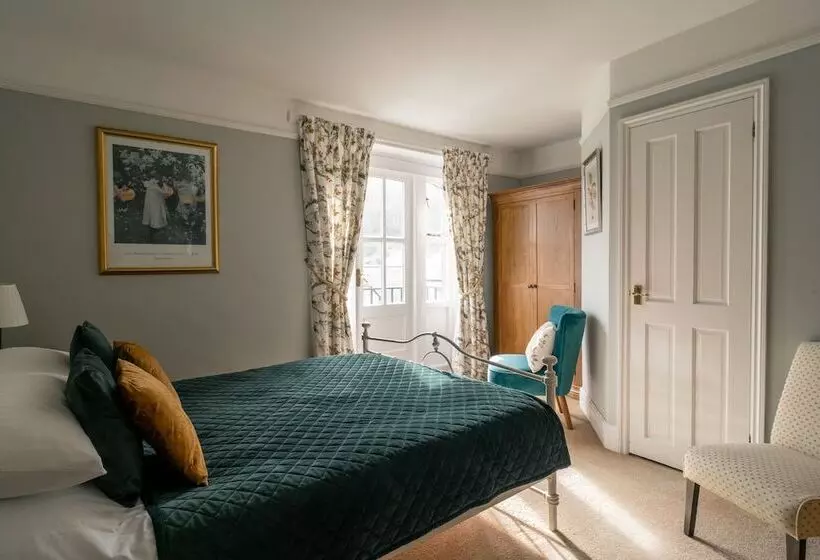 Bed and Breakfast Lee House