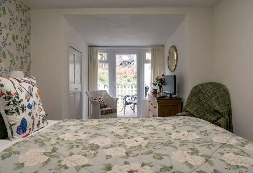 Bed and Breakfast Lee House