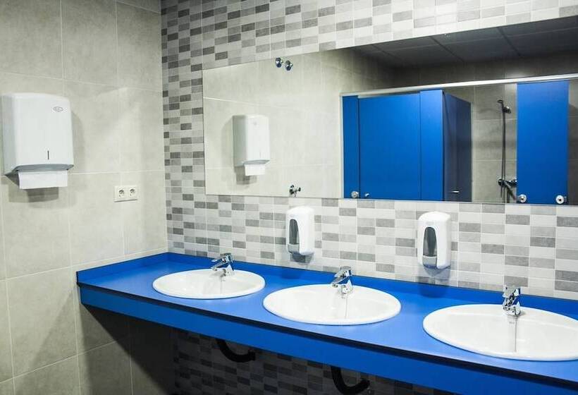 De Camino Albergue Hostel