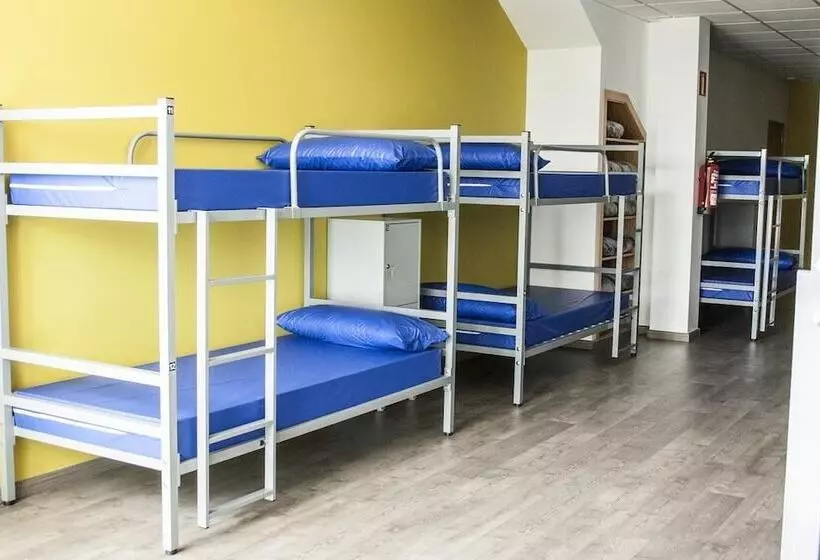 De Camino Albergue   Hostel