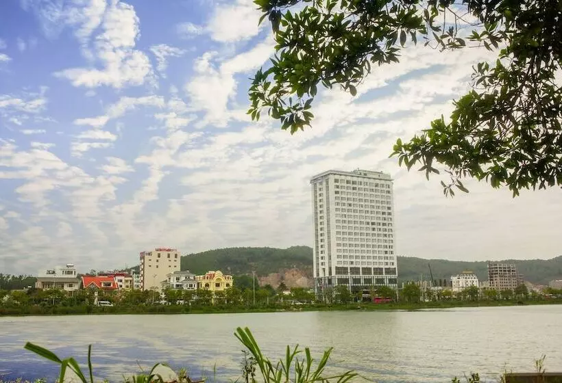هتل Central Luxury Hạ Long