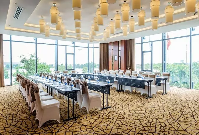 هتل Central Luxury Hạ Long