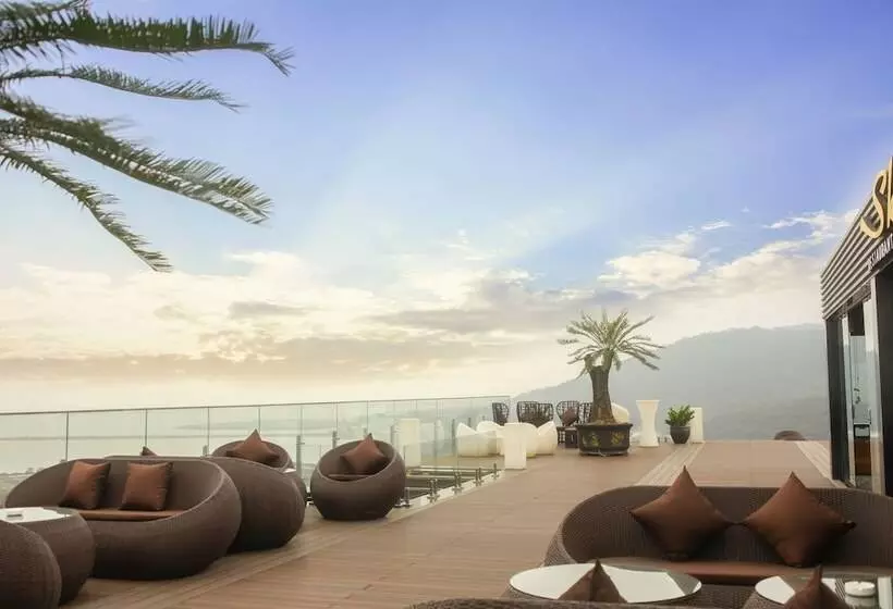 هتل Central Luxury Hạ Long