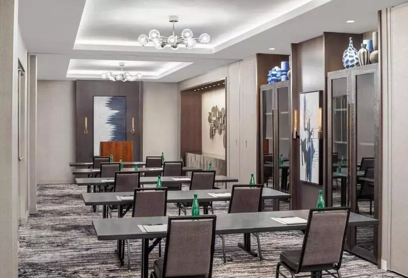 Hotelli Envue, Autograph Collection