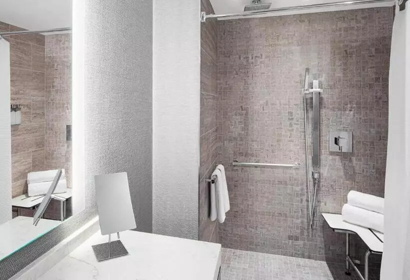 Hotelli Envue, Autograph Collection