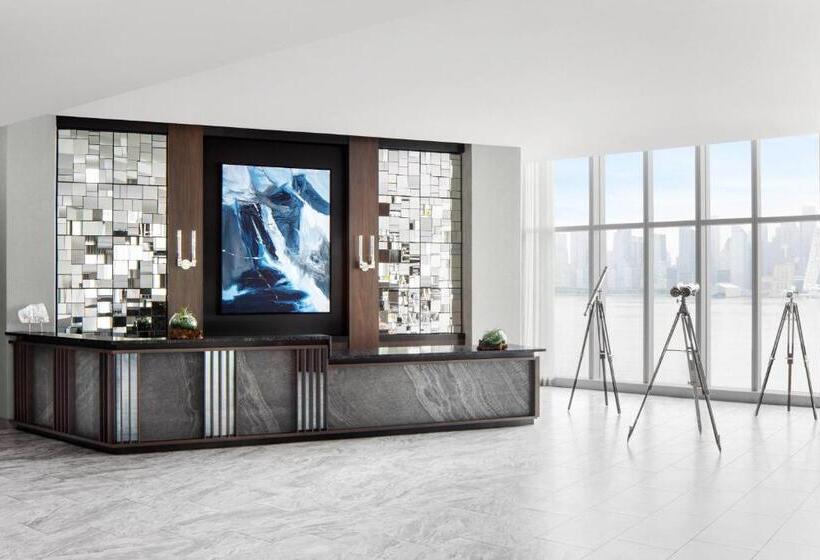 ホテル Envue, Autograph Collection