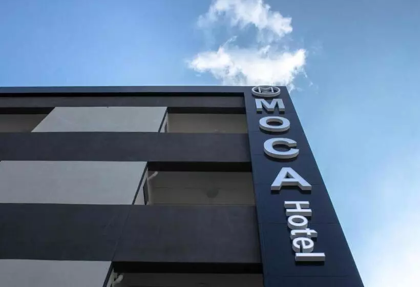 هتل Moca