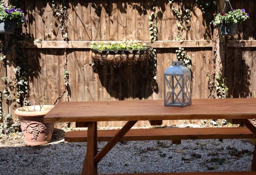 בית מלון כפרי Nest Hudson