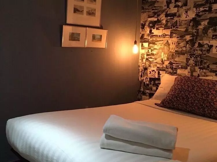 Hotelli Phuket 346 Guest House