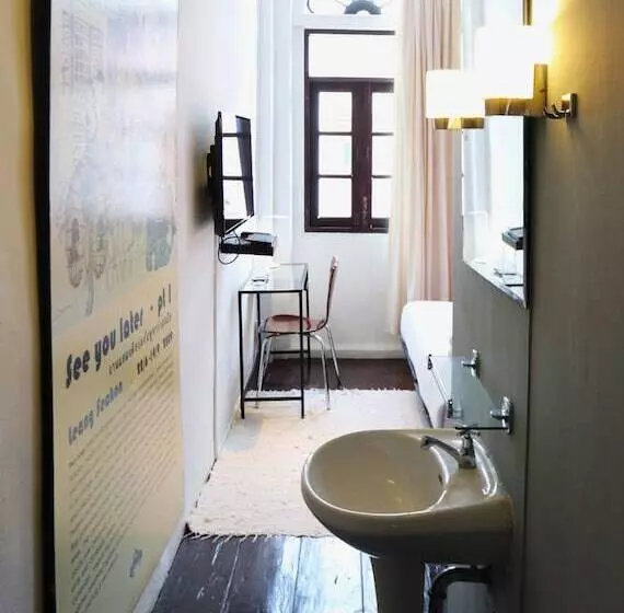 Hotelli Phuket 346 Guest House