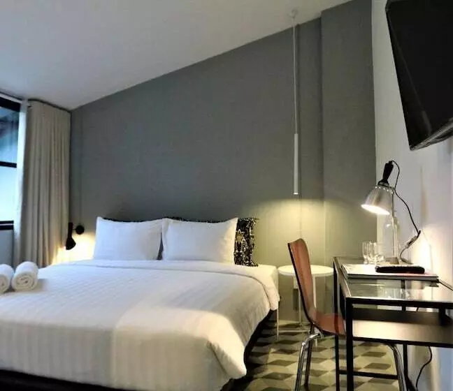 Hotelli Phuket 346 Guest House