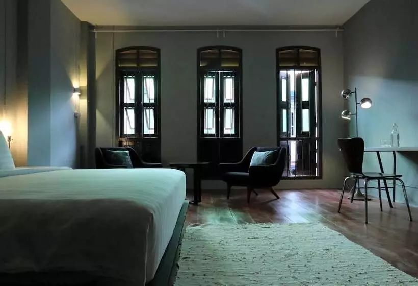 Hotelli Phuket 346 Guest House