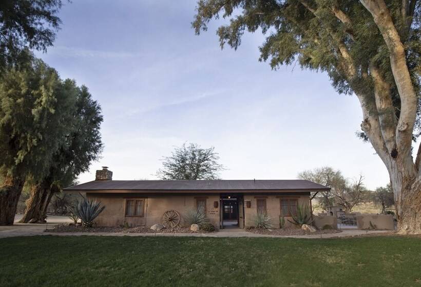 فندق ريفى Kay El Bar Guest Ranch