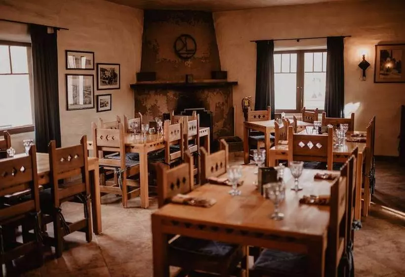 Maaseutuhotelli Kay El Bar Guest Ranch