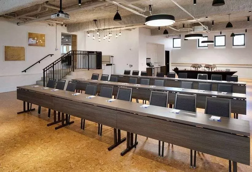 ホテル Tryp By Wyndham Pittsburgh/lawrenceville