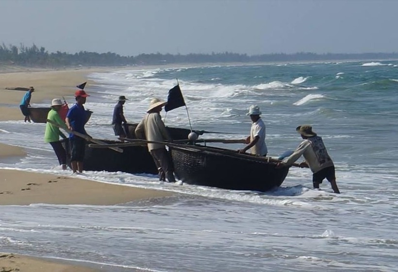 هتل Yellow Daisy Villa