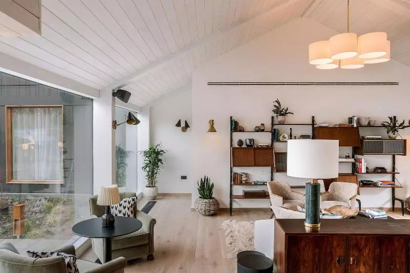 Mollie S Motel & Diner Oxfordshire