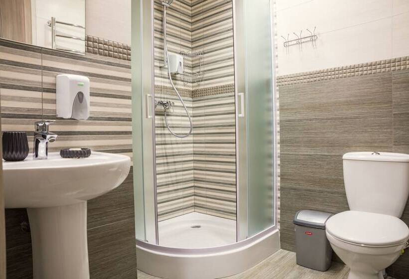 Opera Passage Hotel & Apartments