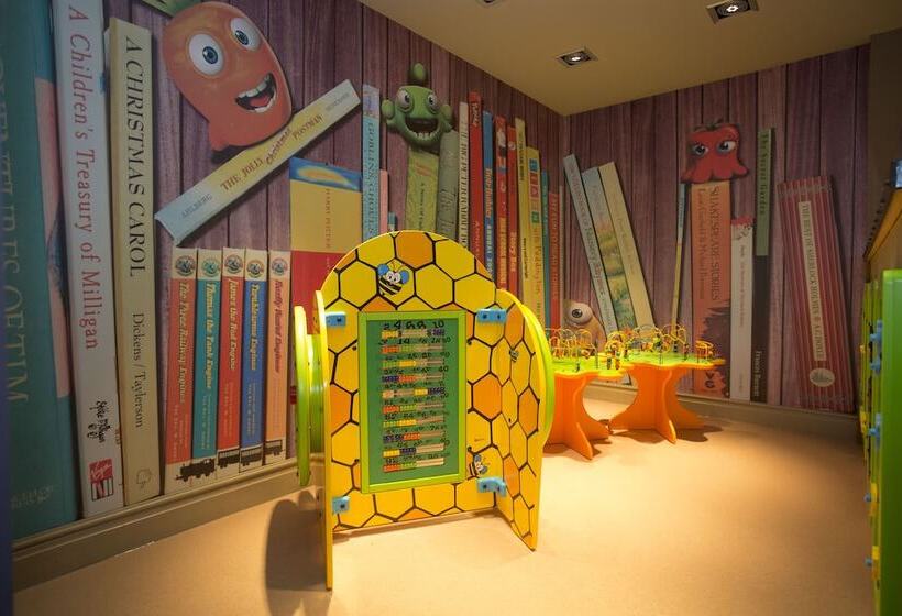 Penny Hedge, Whitby By Marston S Inns