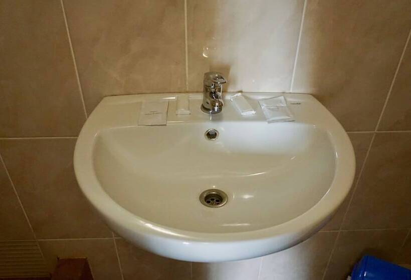 هاستل & Restaurant Zhuliany City