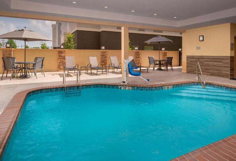 בית מלון כפרי Fairfield Inn & Suites By Marriott New Orleans Metairie