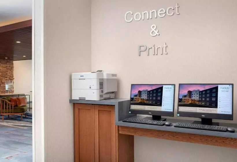 Hotelli Fairfield Inn & Suites By Marriott New Orleans Metairie