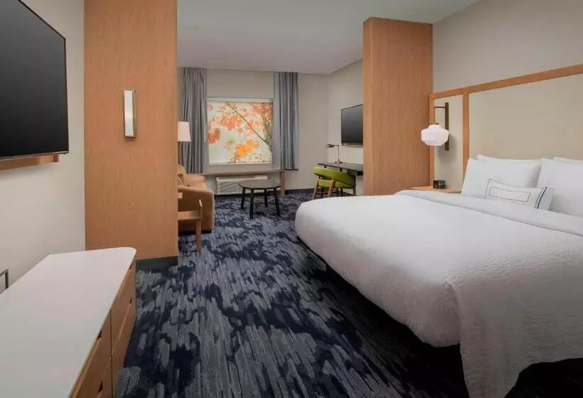 Hotelli Fairfield Inn & Suites By Marriott New Orleans Metairie