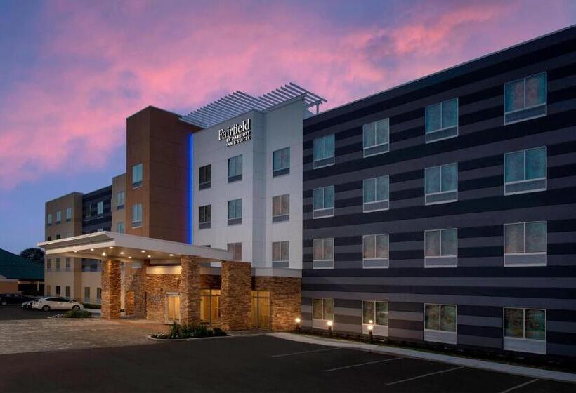בית מלון כפרי Fairfield Inn & Suites By Marriott New Orleans Metairie