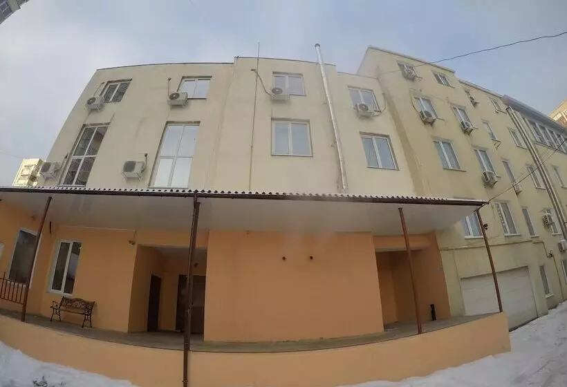 Hotelli Inn On Zhytomyrska