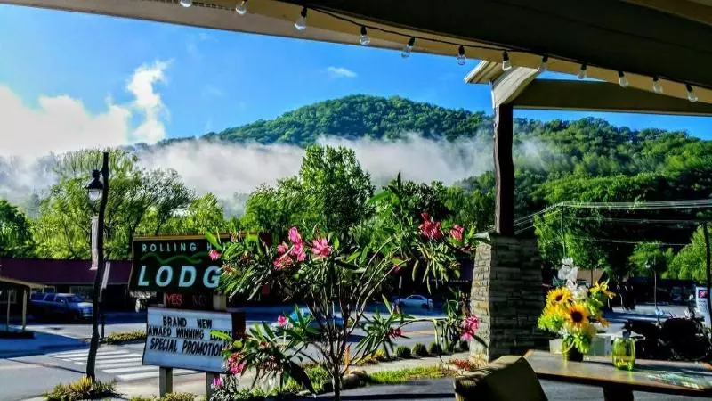 ホテル Rolling Hills Lodge