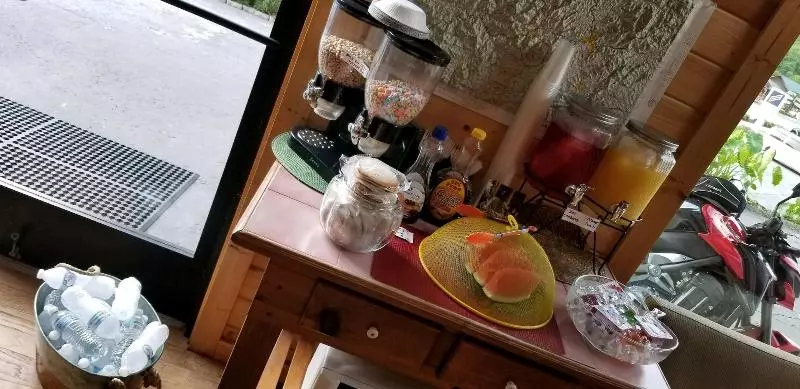 ホテル Rolling Hills Lodge