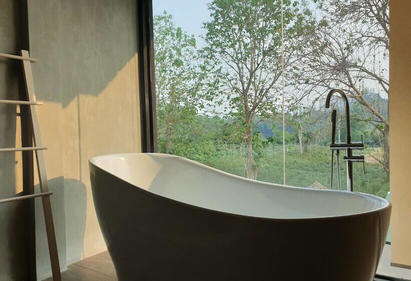 هتل The Tryst River Kwai