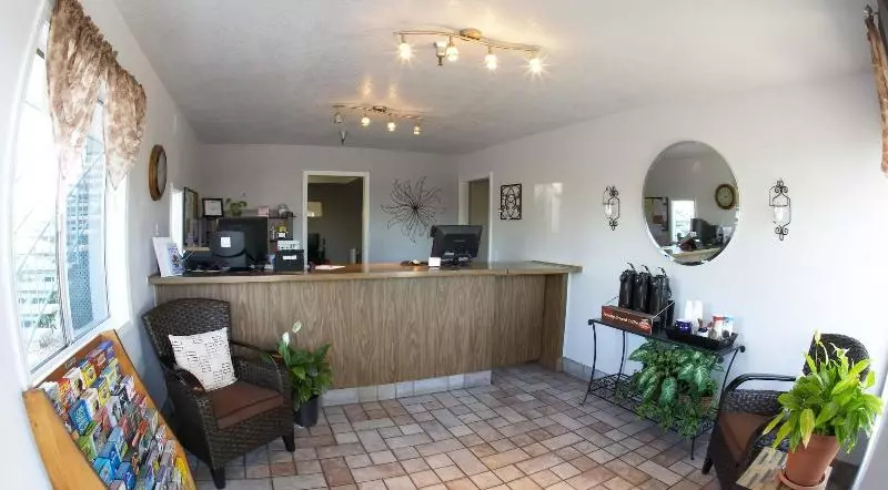 モーテル Days Inn By Wyndham Bakersfield