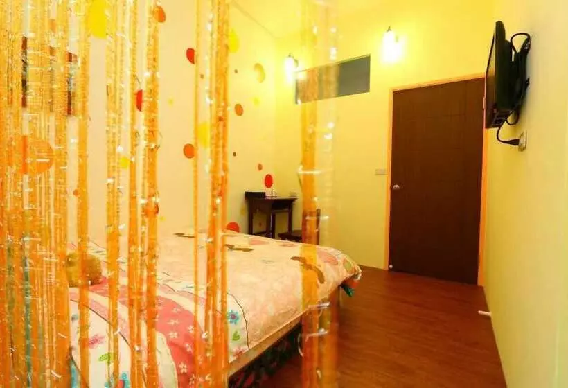 پانسیون Time Travelodge Homestay