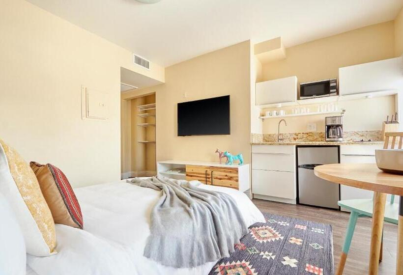 Kasa Gaslamp Quarter San Diego