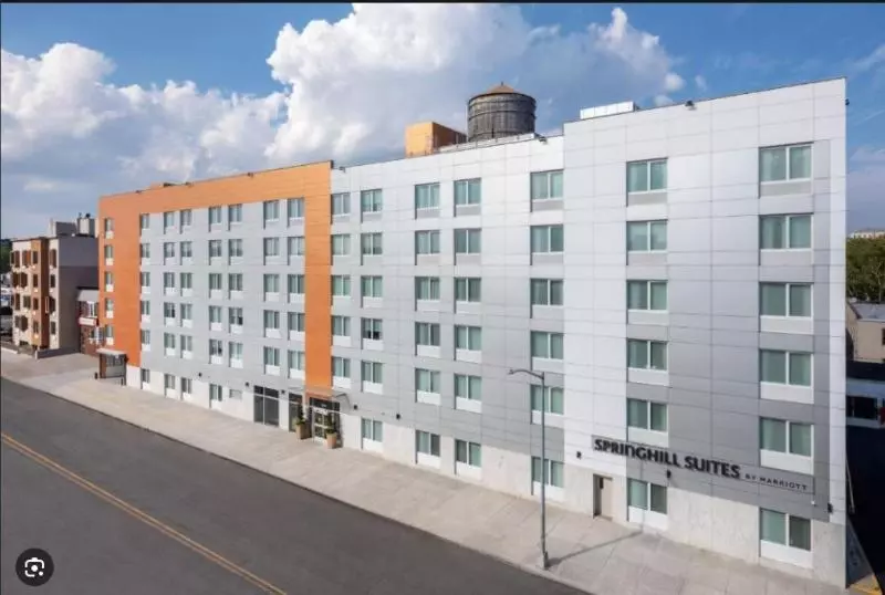 Springhill Suites By Marriott New York Jfk Airport/jamaica
