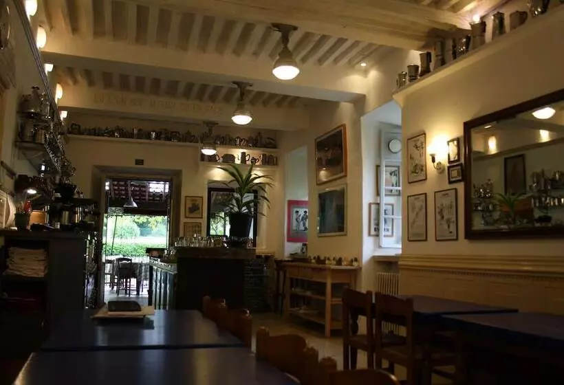 Aamiaismajoitus (B&B) Auberge Le Tilleul, Chambres D Hôtes