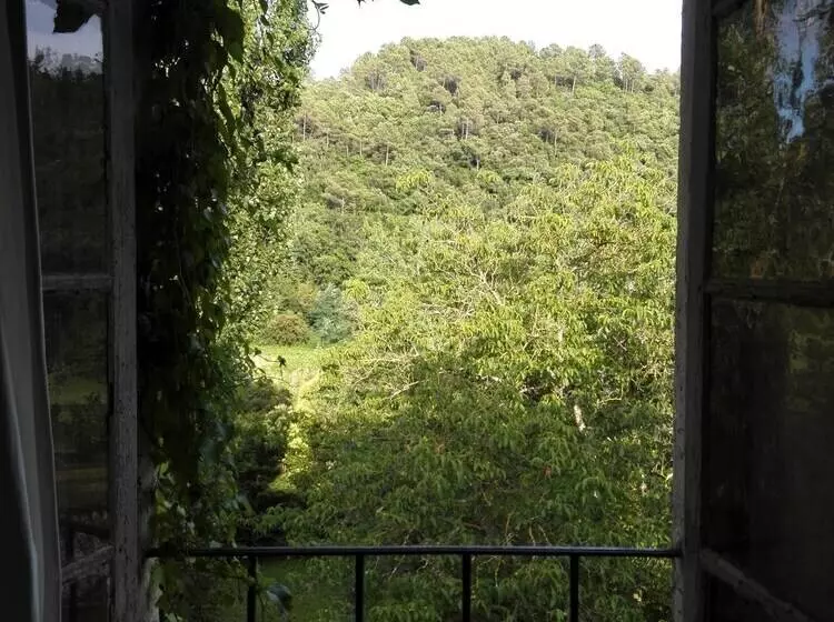 Aamiaismajoitus (B&B) Auberge Le Tilleul, Chambres D Hôtes