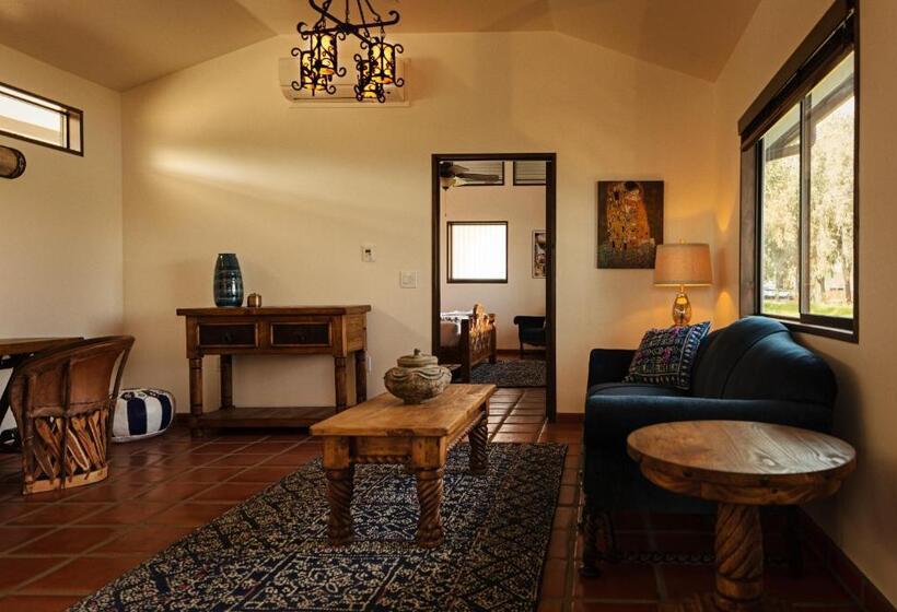 Bed and Breakfast La Lomita Ranch